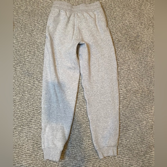 Lululemon Light Gray Joggers Like New Athleisure Size 4 - Picture 4 of 7
